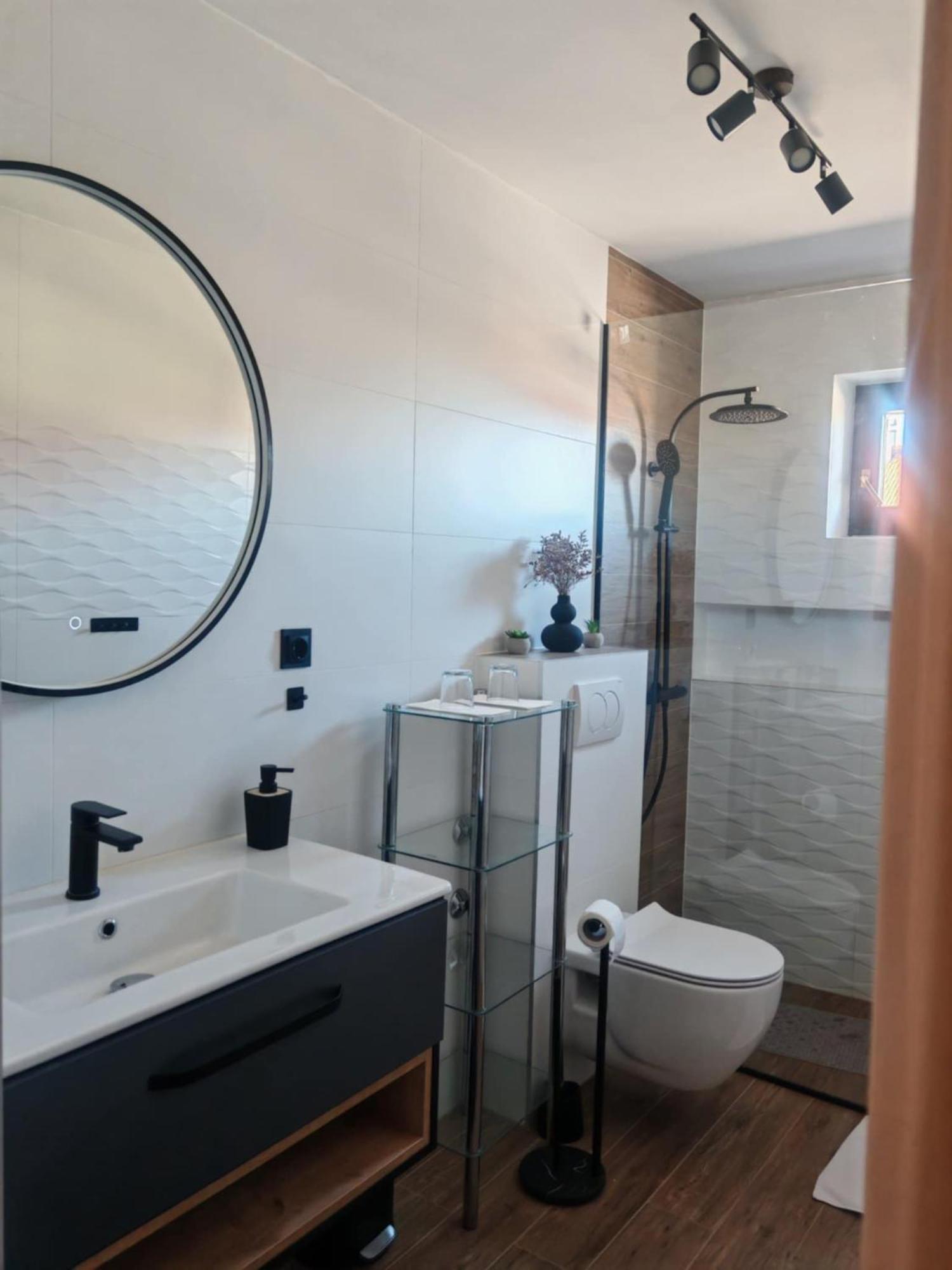 Apartman Kristian Zagreb Airport Velika Gorica Dış mekan fotoğraf