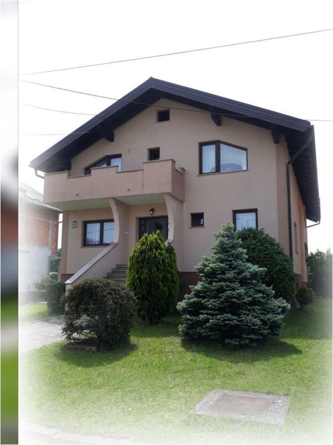 Apartman Kristian Daire Velika Gorica Dış mekan fotoğraf