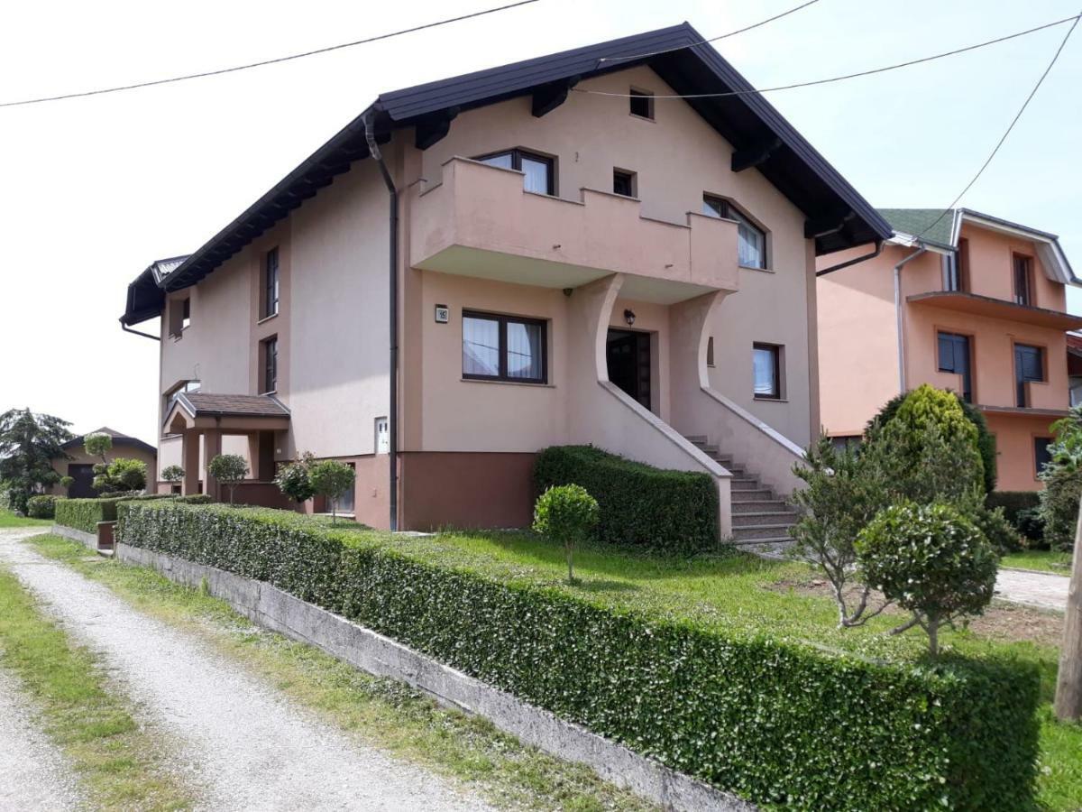 Apartman Kristian Zagreb Airport Velika Gorica Dış mekan fotoğraf